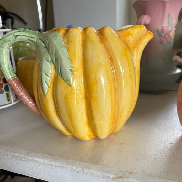 VINTAGE BANANA/TROPICAL FRUIT PITCHER TEA/DRINK SERVING PITCHER WITH HANDLE - Picture 1 of 5